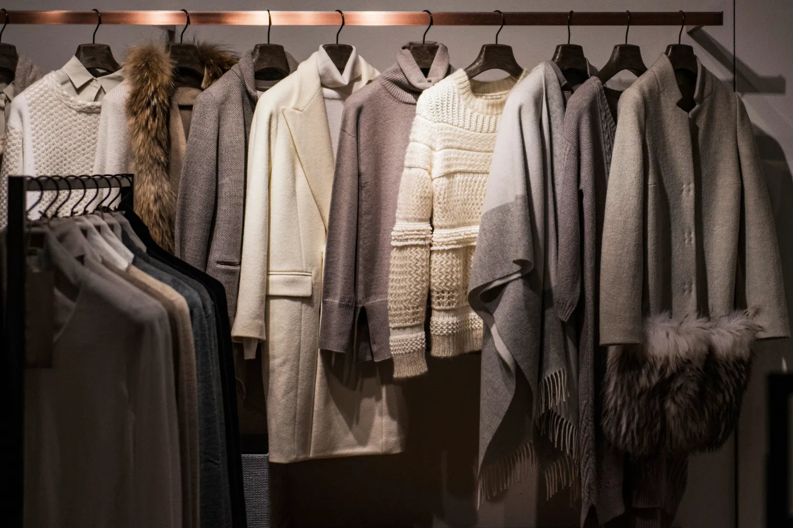 Quali sono le tendenze dei tessuti per la stagione F/W 2024/25?